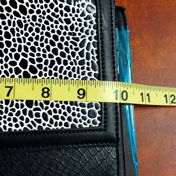 MARKS and Spencer Limited Ed Crossbody Bag NWT - Picture 12 of 14